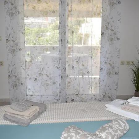 Apartman Little Sweet Hriszí Aktí Haniá